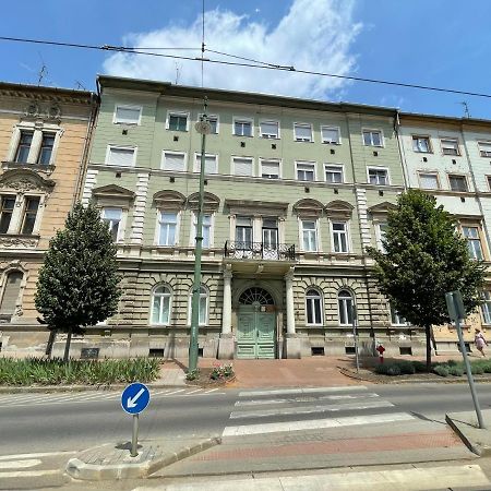 Fullmoon Apartments 1 سيغيد المظهر الخارجي الصورة